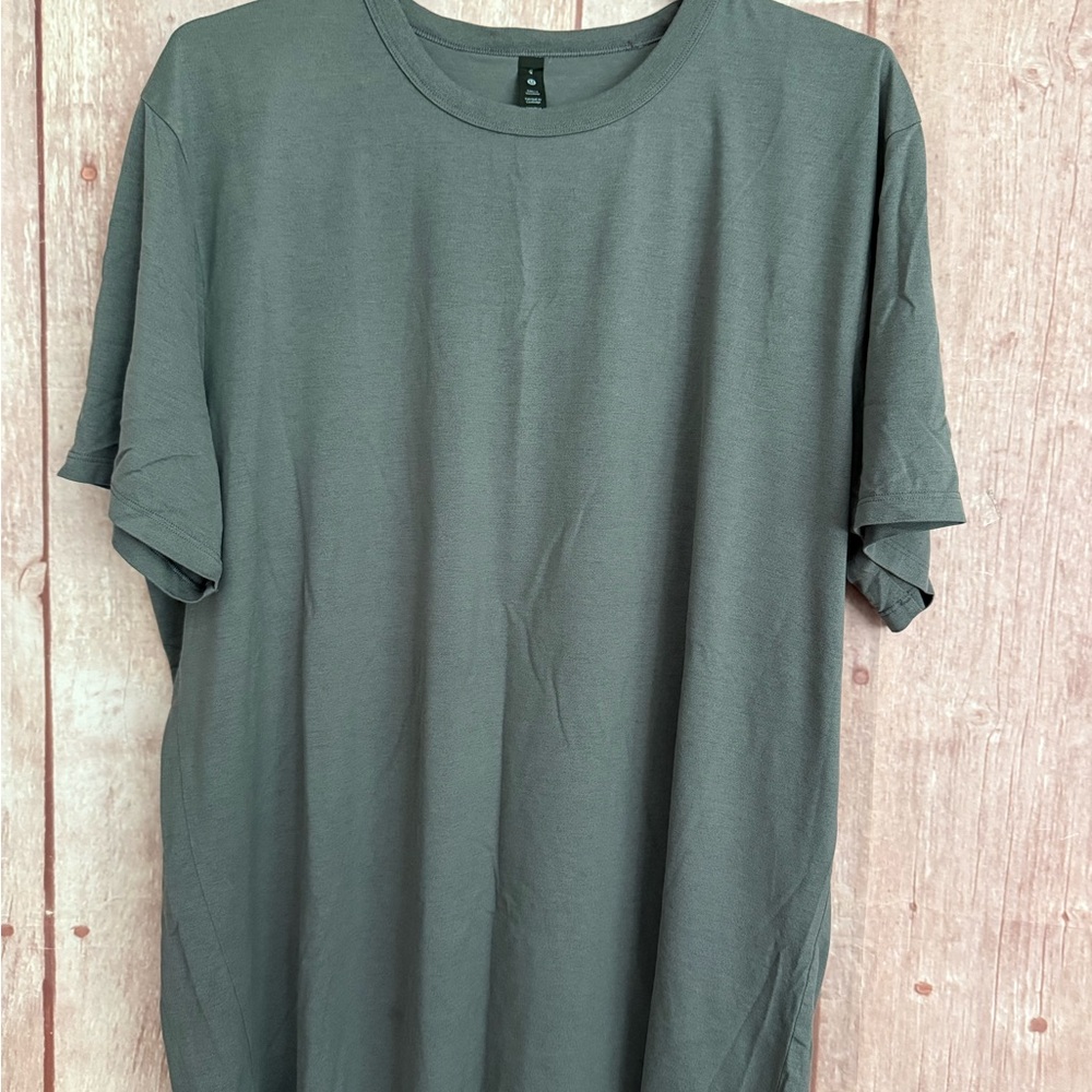 Lululemon Gray Men's Soft Shirt